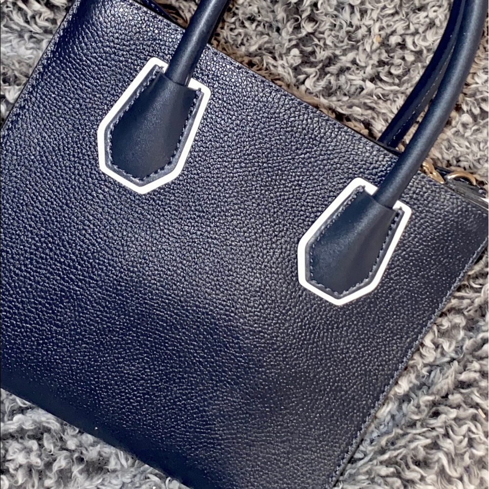 Michael Kors black mini handbag - Picture 4 of 4